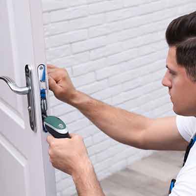Emergency Willowbrook Locksmith